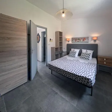 Holiday home Ciriola By Interhome Sari-Solenzara
